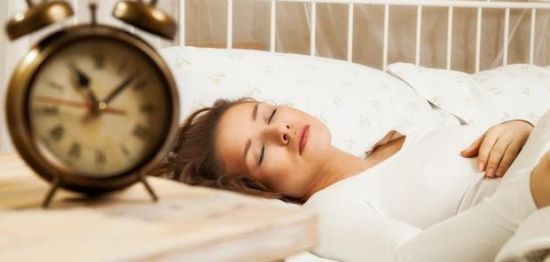 تعرف على مخاطر النوم لأكثر من 8 ساعات يومياً