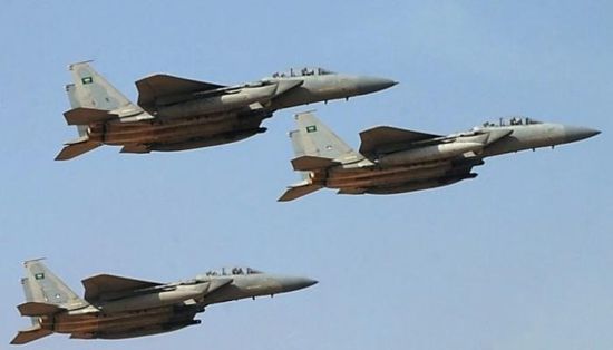 مقاتلات التحالف تدك تعزيزات الحوثي بصعدة