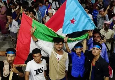 بالصور..عشية مليونية "الوفاء".. انطلاق فعاليات حفل فني بشارع مدرم في المعلا