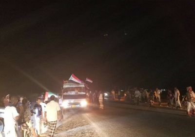 عاجل.. انطلاق موكب حاشد لأبناء المهرة للمشاركة في مليونية "الوفاء" بالمكلا (صور) 