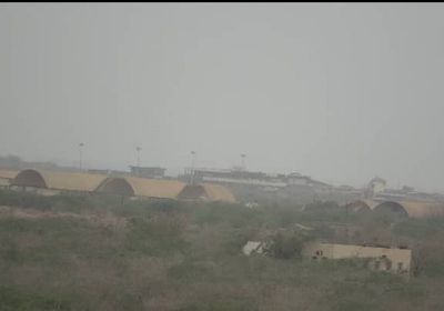 قصف حوثي على مواقع القوات المشتركة بالدريهمي