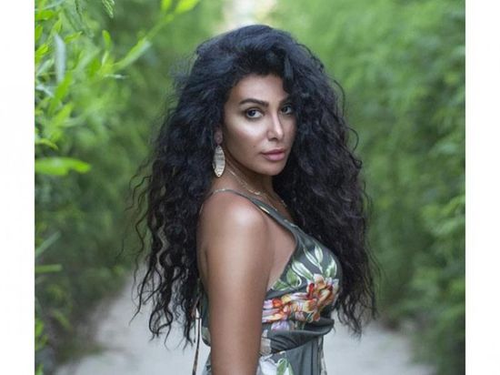 ميريهان حسين تنشر صورها وسط الطبيعة من جلسة تصوير جديدة
