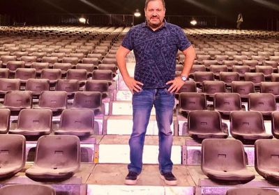 إدوارد :"هذا الفنان مثلي الأعلى في التمثيل"