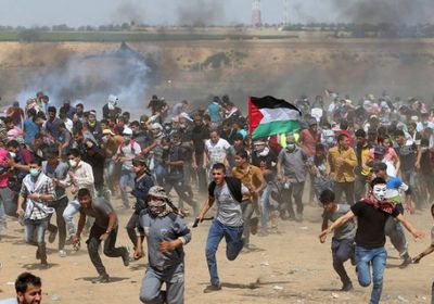 استشهاد فلسطينيين بينهما طفل وإصابة العشرات في مسيرة العودة شرقي غزة