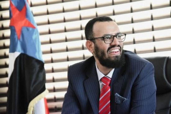 بن بريك يكشف فضيحة مدوية عن وزارة الداخلية اليمنية