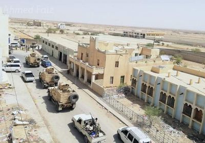 وفد من التحالف يزور معسكرات النخبة بعتق