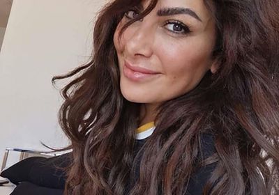 صبا مبارك مشرقة في أحدث إطلالة لها (صور)