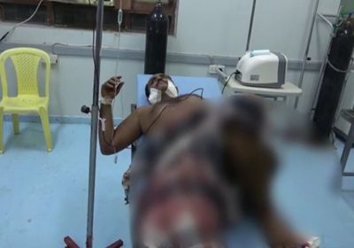 قناصة الحوثي تستهدف المنازل بحيس وتصيب أحد المواطنين