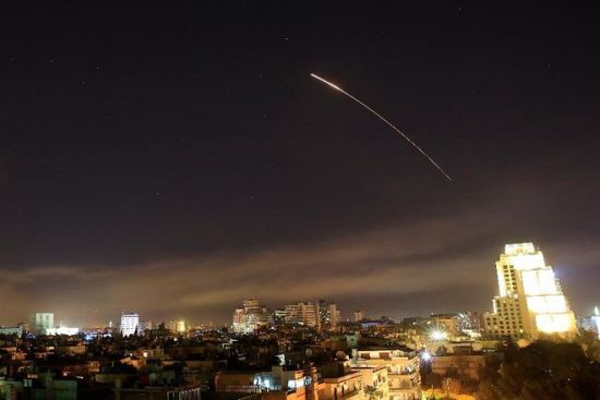 الدفاعات الجوية السورية تتصدى لهجوم 3 طائرات مسيرة غرب شمال سوريا