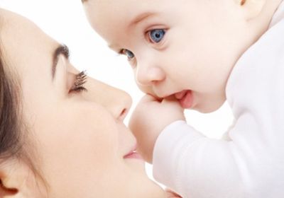 دراسة حديثة: حليب الأم يساهم في كفاءة الجهاز المناعي عند الرضع