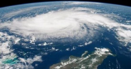 اليابان: إجلاء نحو 3700 شخص مع اقتراب وصول إعصار "فاسكاي".