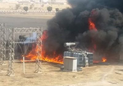 بعد فشل تشغيلها.. مليشيا الحوثي تعرض محطات الكهرباء الحكومية للبيع