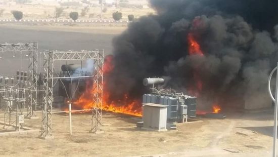 بعد فشل تشغيلها.. مليشيا الحوثي تعرض محطات الكهرباء الحكومية للبيع