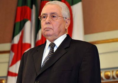 "بن صالح" يدعو إلى إجراء مشاورات لتشكيل سلطة مستقلة بالجزائر