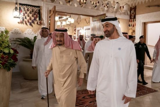 عكاظ السعودية: موقف المملكة باليمن متوافق تماماً مع موقف الإمارات