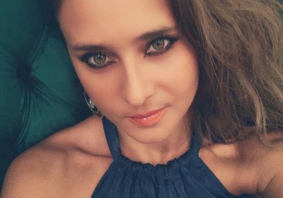 نيللي كريم جذابة في جلسة تصوير جديدة (صور)