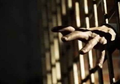 قيادي حوثي يتعرض للتنكيل والتعذيب في معتقل جماعته بصنعاء (تفاصيل خاصة) 