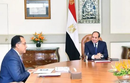 الرئيس المصري يستعرض مع رئيس الوزراء خطة الحكومة لإصلاح الجهاز الإداري للدولة