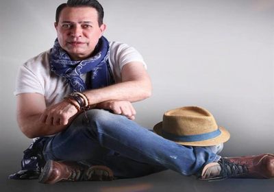 بالتفاصيل.. حقيقة اتهام الفنان حكيم بالسب والقذف