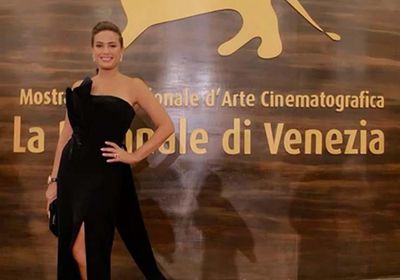 "يوم لا ينسى".. هند صبري تنشر صورها من حفل ختام مهرجان فينيسيا