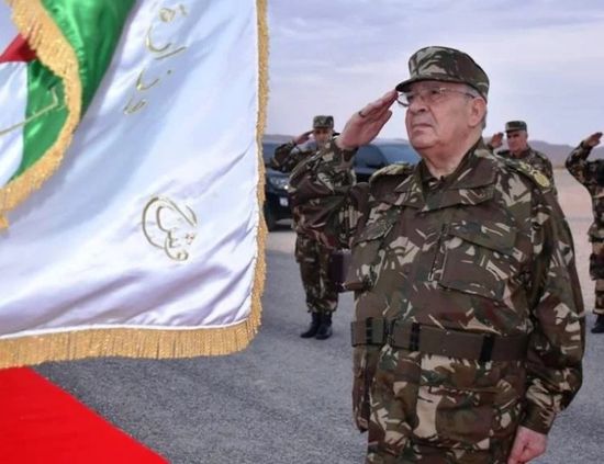 الجيش الجزائري: عهد صناعة الرؤساء قد ولى