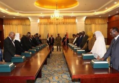 وزير العدل السوداني يؤكد أهمية الاستفادة من تجارب الدول في استخدام القوانين