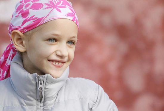 علماء يكتشفون طريقة "تمنع" تساقط الشعر أثناء العلاج الكيميائي للسرطان