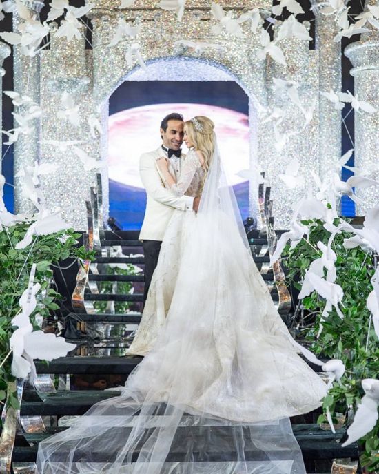 هنا الزاهد تنشر فيديو جديد لحفل زفافها