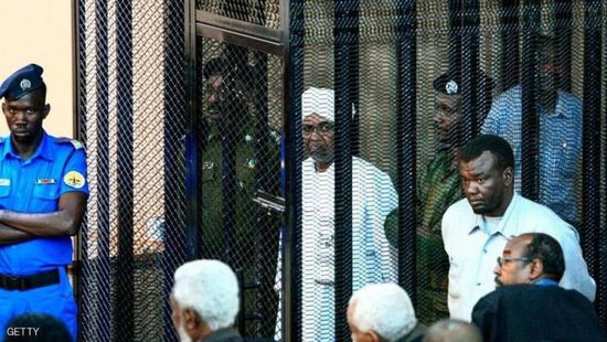 خلال خامس جلسة محاكمة.. القضاء السوداني يرفض إعادة استجواب البشير