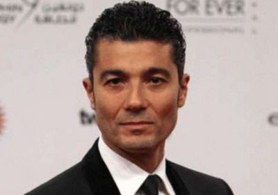 خالد النبوي يحيي الذكرى الأولى لرحيل والدته