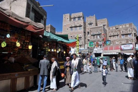 إيرادات الحوثيين من ضرائب صنعاء تصل إلى 400 مليار ريال 
