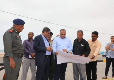 تدشين المرحلة الثانية لمباني كلية الشرطة في المكلا (صور)