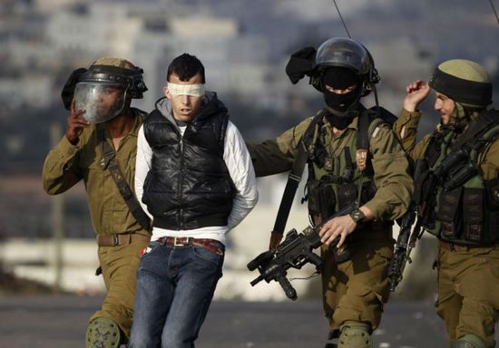 الاحتلال الإسرائيلي يعتقل مواطنًا من نابلس