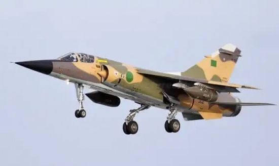 طيران الجيش الوطني الليبي يستهدف مواقع تابعة للمليشيا المدعومة من تركيا بسرت