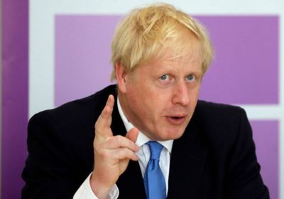 "جونسون" الهجمات على منشآت النفط بالسعودية انتهاك سافر للقانون الدولي