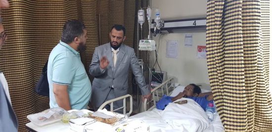 بالصور.. بن بريك يزور الجرحى الجنوبيين في مستشفيات مصر