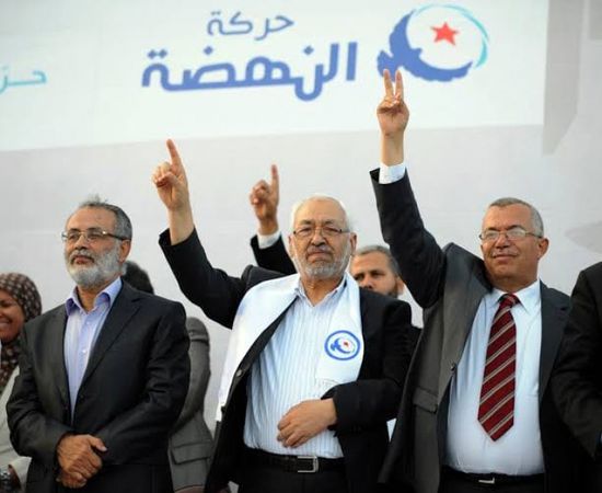 قيادي بحركة النهضة التونسية يعلن استقالته ويطالب الغنوشي بالاعتزال