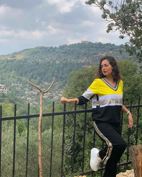 من بيروت.. هبة مجدي تنشر صور جلسة تصوير جديدة 