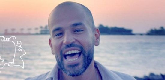 أبو ينتهي من تسجيل أغنية جديدة لحفل ختام مهرجان الجونة