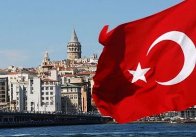 تركيا: محكمة تقضي باستمرار احتجاز موظف تركي بالقنصلية الأمريكية