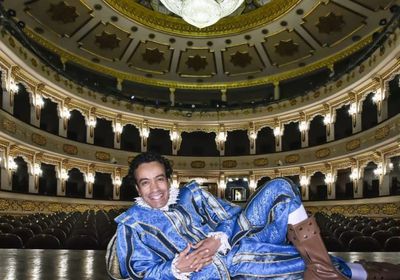 سامح حسين بصحبة زوجته من كواليس "المتفائل"