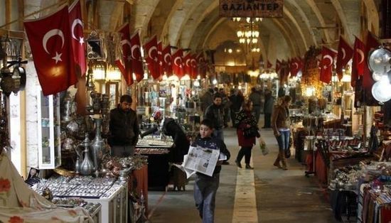 الإحصاء التركي: ثقة المستهلكين الأتراك تنخفض إلى 55.8 نقطة في سبتمبر