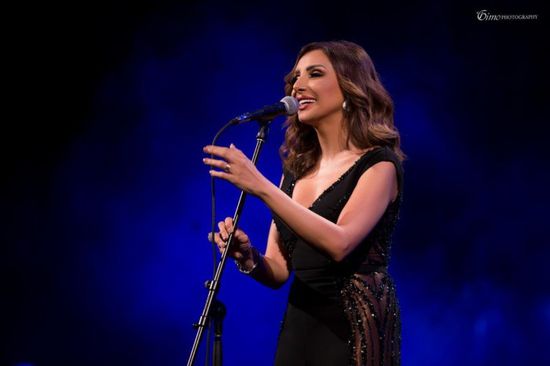 أنغام تتألق في حفلها بالإسكندرية (صور)
