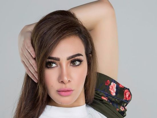 ميريهان حسين تنتهي من تصوير "قيد عائلي"