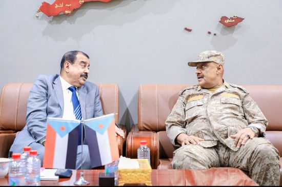بن بريك يناقش آخر المستجدات في عدن مع قائد المنطقة العسكرية الرابعة