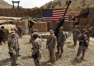حلفاء طهران يسعون لفتح ملف خروج القوات الأميركية من العراق