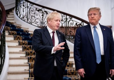 ترامب وجونسون يتفقان على إبرام صفقة تجارية