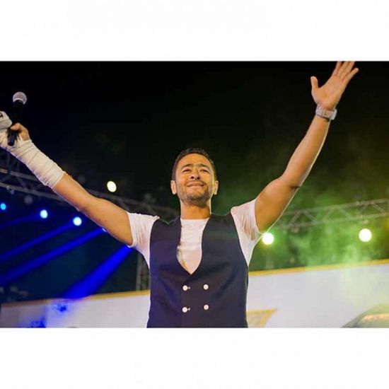 حمادة هلال يتألق بحفله الغنائي الأخير (صور)