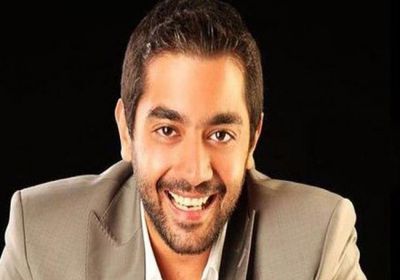 أحمد فلوكس يهنئ نجله بعيد ميلاده (صورة)