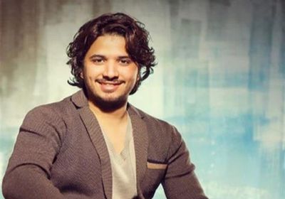 مصطفى حجاج يروج لحفله الغنائي المقبل